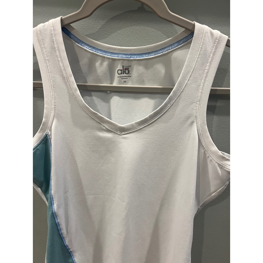 Alo Yoga CoolFit Athletic Tank Top Women's Size Medium White Teal V-Neck - Picture 2 of 8